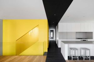 Yellow staircase - Canari House